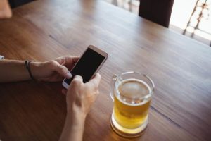 Best Apps to Help You Avoid Driving Drunk in Chicago