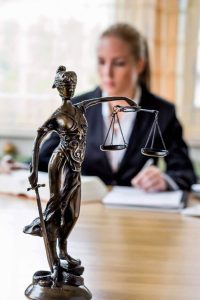 3-Step Guide to Hiring a Criminal Defense Lawyer