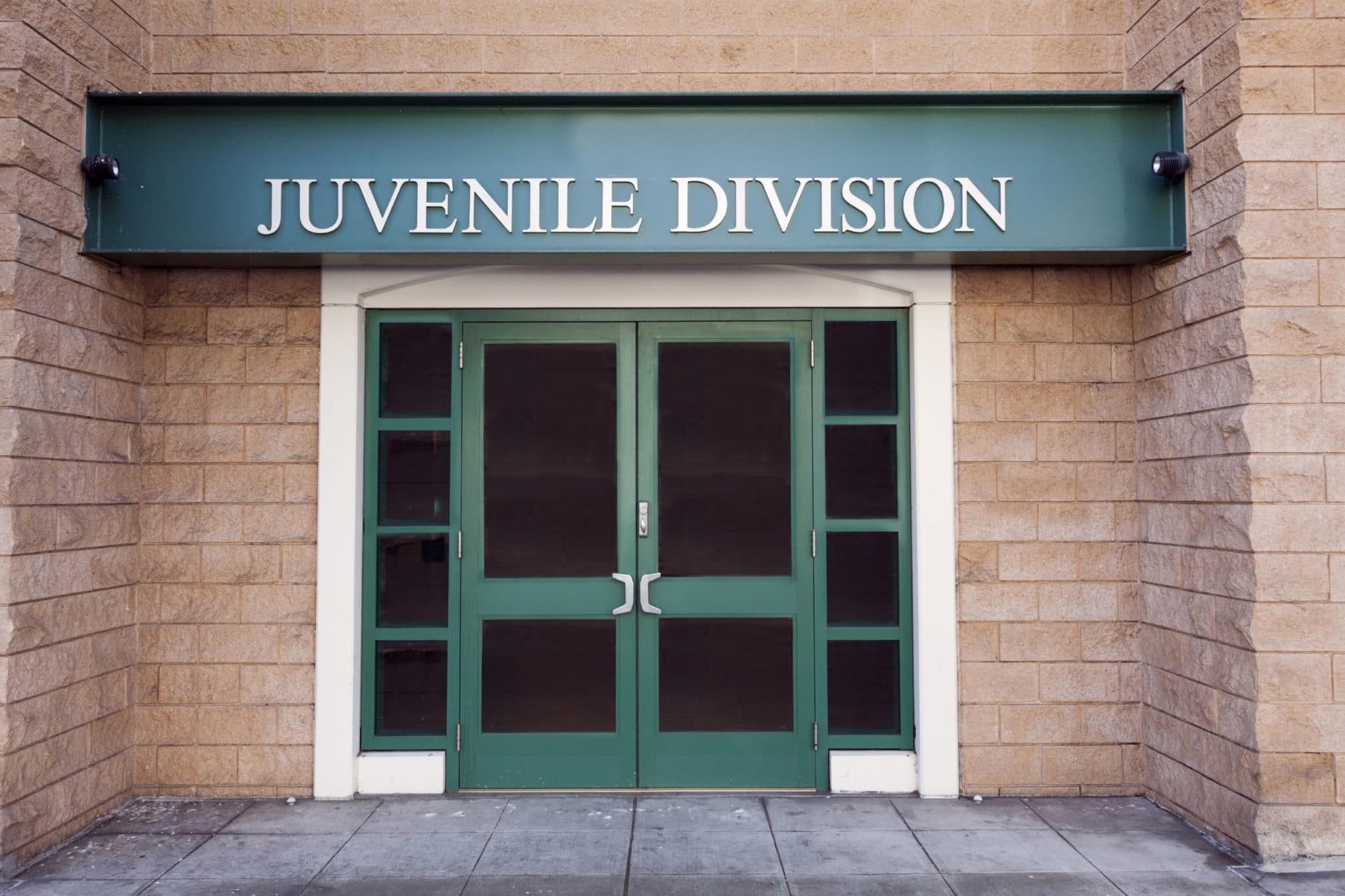 Chicago Juvenile Crimes Defense Lawyer